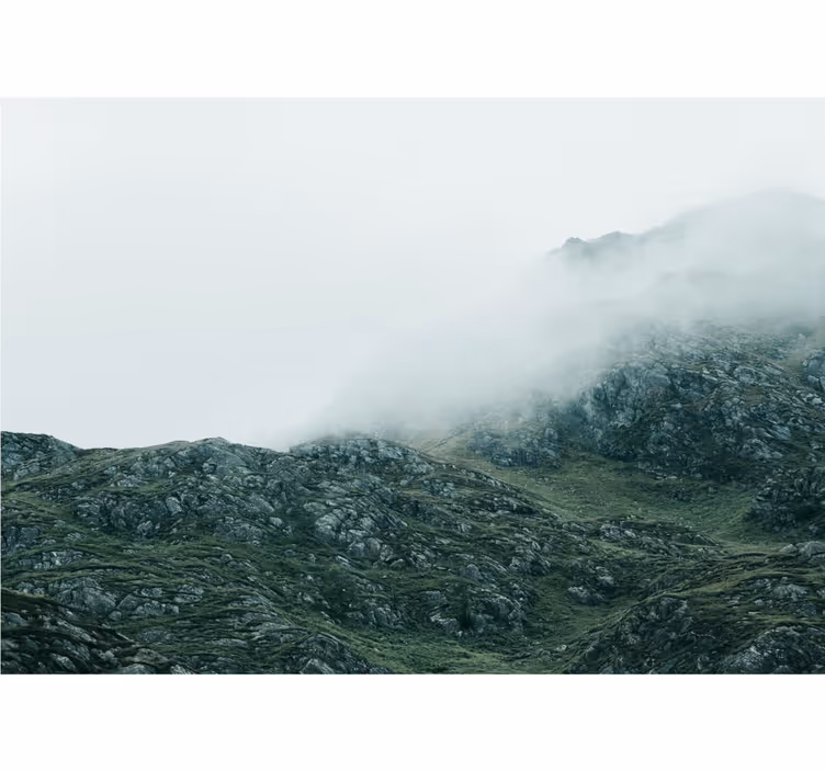 Fototapety hory pohľady v hustej hmle - Tenstickers