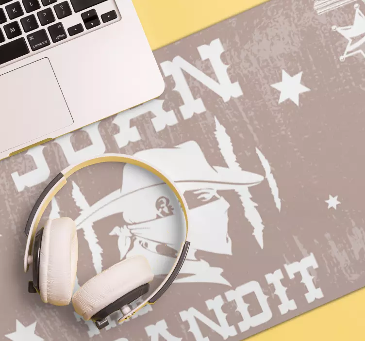 Bandita s menom prispôsobenou podložkou pod myš - Tenstickers