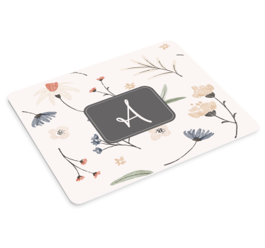 Podložka pod myš s menom iniciála kvetinového monogramu - Tenstickers
