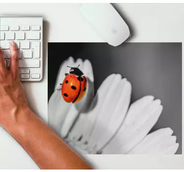 Originálna podložka pod myš Škodlivec na kvete - Tenstickers