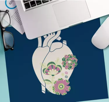 Originálne podložka pod myš s anatomickým srdcom s červenými kvet - Tenstickers