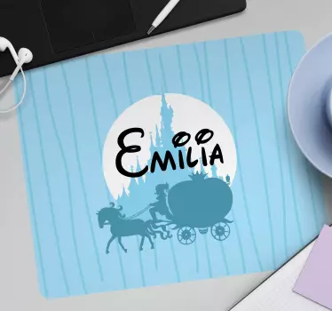 Podložka pod myš s menom s personalizovanou scénou - Tenstickers