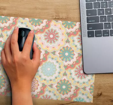 Podložka pod myš so vzorom farebné kvetinové motívy - Tenstickers