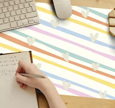 Podložka pod myš so vzorom farebné srdcové pruhy - Tenstickers