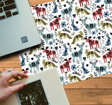 Podložka pod myš so vzorom hravé zvieracie motívy - Tenstickers