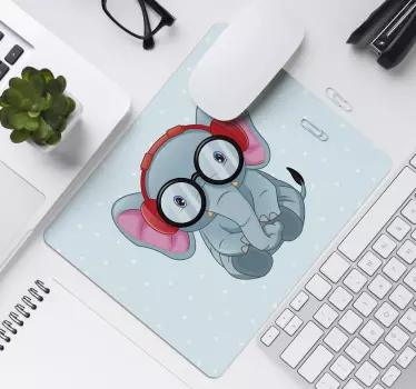 Slon s okuliarmi a slúchadlami podložka pod myš originálna podlož - Tenstickers