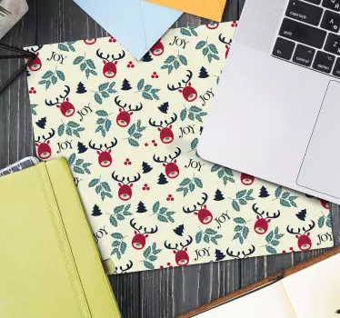 Vianočná podložka pod myš s radosťou a sobmi - Tenstickers