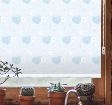 roleta na okno kvety jemné kvetinové srdiečka - Tenstickers