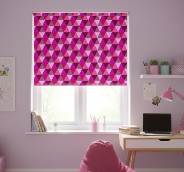 Roleta pre teenagera geometrická fuchsiová - Tenstickers