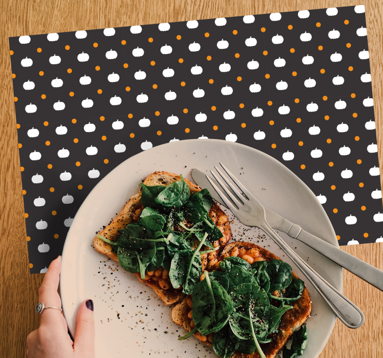 Tekvica a polka dot prestieranie - Tenstickers