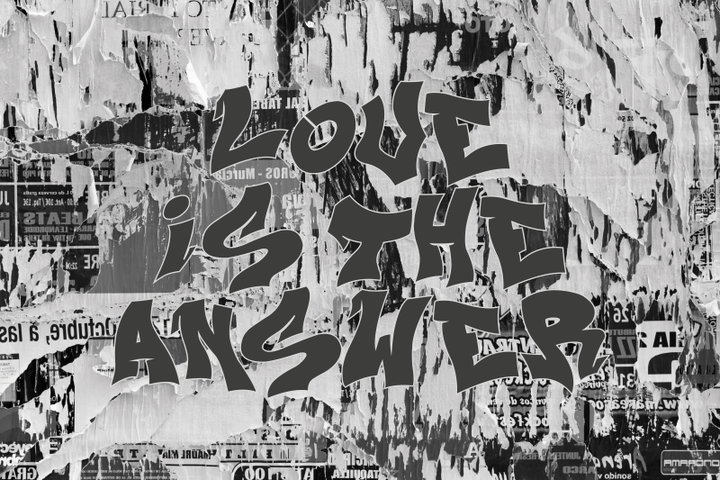 Prestieranie s textom odvážna citátová správa - Tenstickers