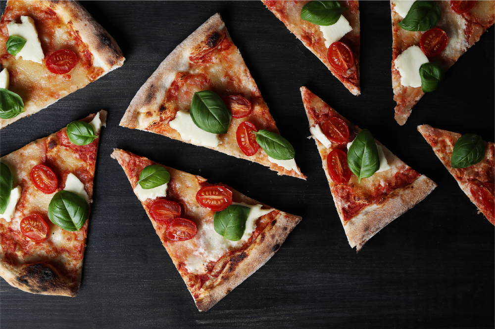 Prestieranie do reštaurácie s krájanou pizzou - Tenstickers