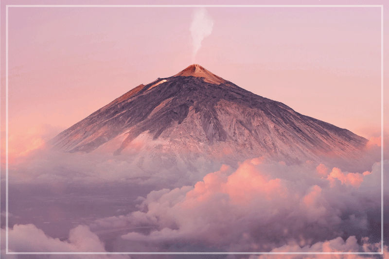 Moderné prestieranie na stôl so sopečnou krajinou - Tenstickers