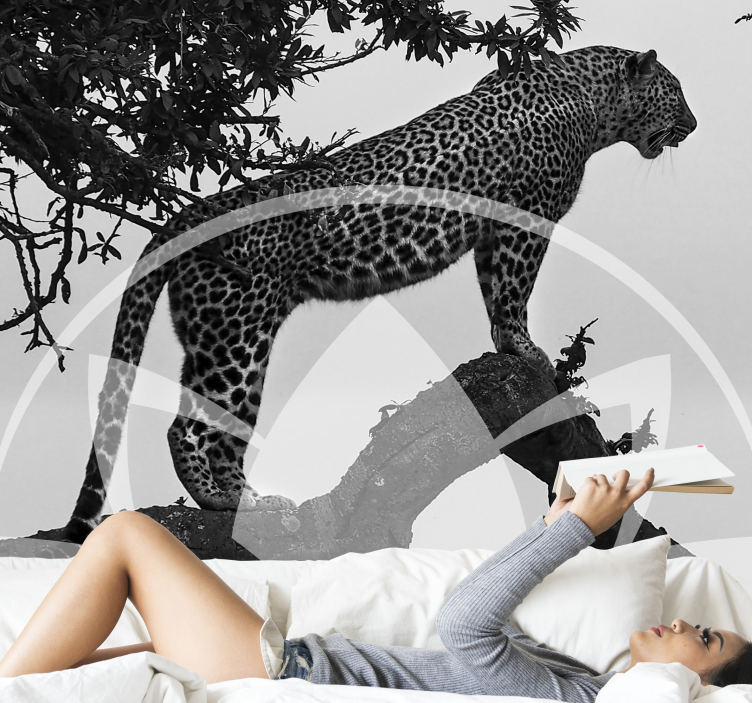 fototapety so zvieratami leopard na strome - Tenstickers