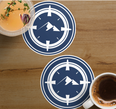 Moderná podtácka s motívom kompasu a hory - Tenstickers
