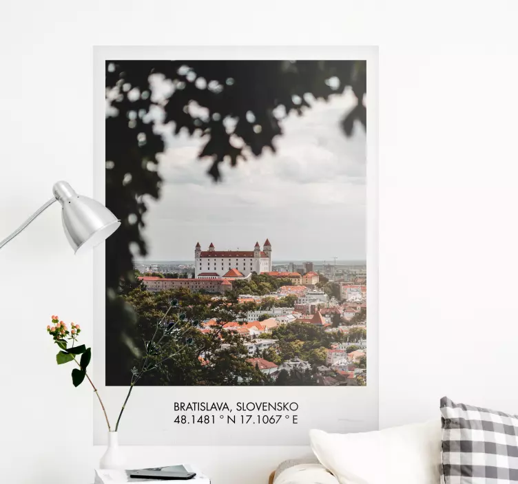 Nálepka na stenu Bratislava so súradnicami - Tenstickers