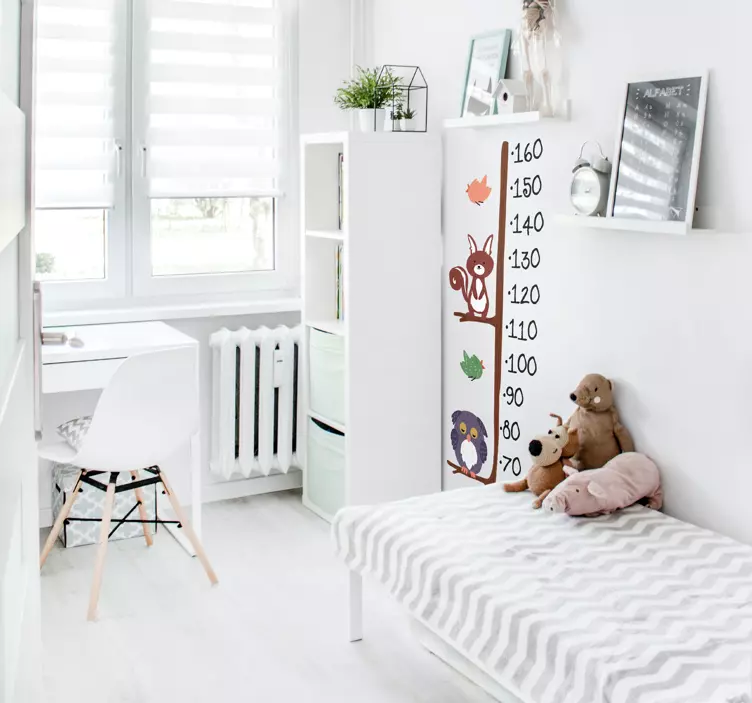 Nálepka na stenu s grafom výšky sovy a králika - Tenstickers