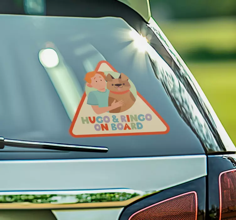 nalepka na auto chlapec a pes na palube - Tenstickers