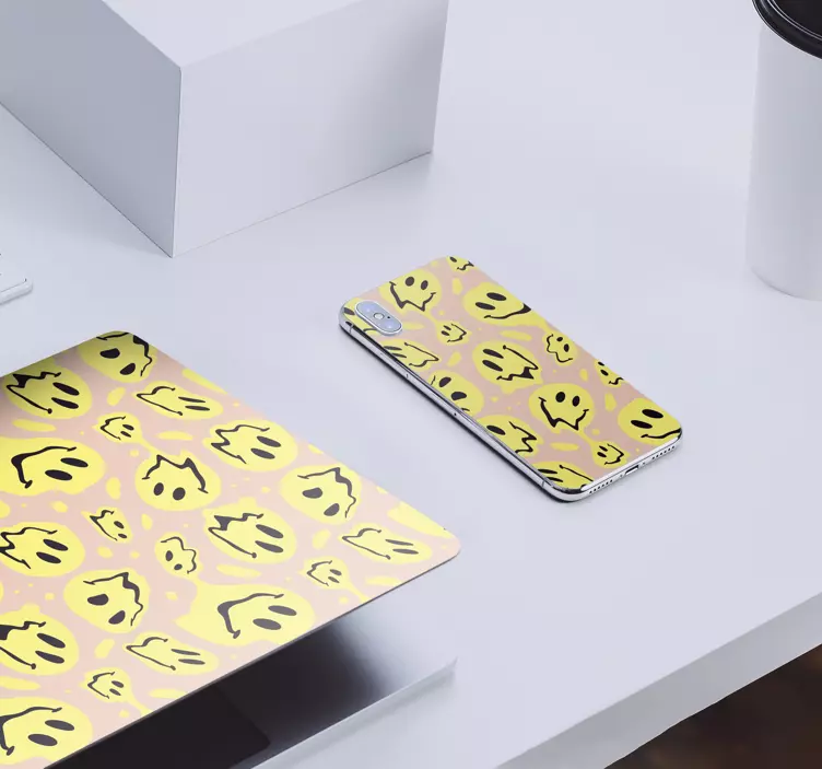 nalepky na stenu zvierata vzor usmievavého ducha - Tenstickers