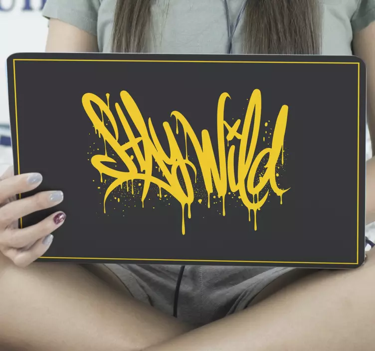Zostaňte divokými grafitovými nápismi na notebookoch - Tenstickers
