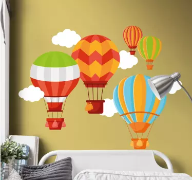 Farebné balóny lietajúce na oblohe ilustračné nástenné umenie - Tenstickers