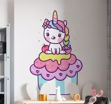 Karikatúra jednorožec sediaci na cupcake rozprávka fototapeta - Tenstickers