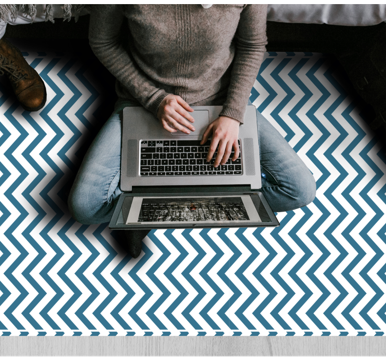 pruhovaný vinylový koberec modrobiely chevronový štýl - Tenstickers