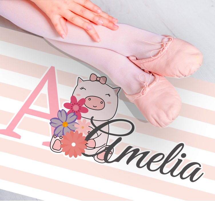 vinylový koberec s menom chutná ilustrácia prasiatka - Tenstickers