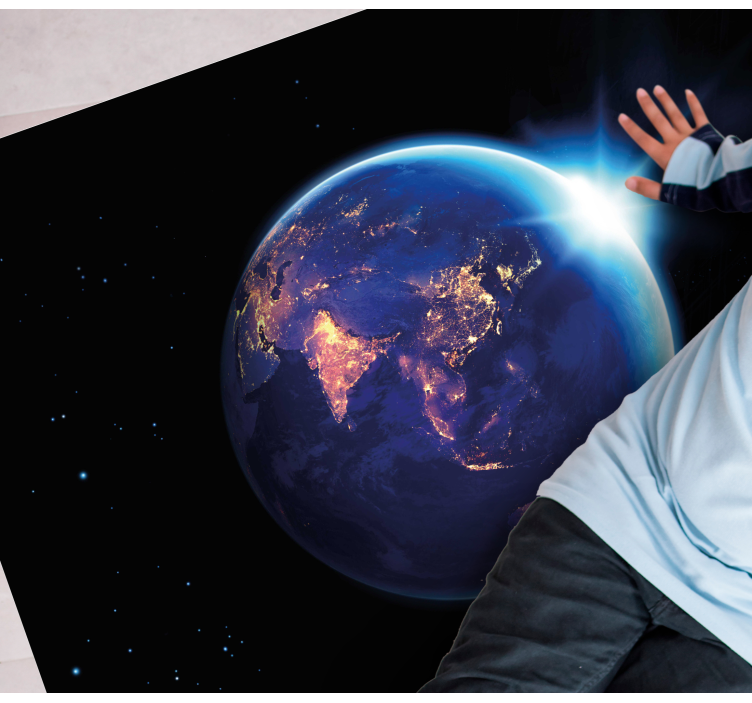 Zem obklopená kobercom obývacej izby modrým svetlom - Tenstickers