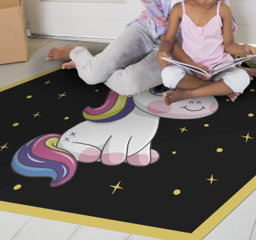 Jednorožec sediaci s dúhovou hrivou pre deti vinylový koberec - Tenstickers
