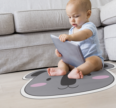 vinylový koberec pre bábätko tvár koaly - Tenstickers