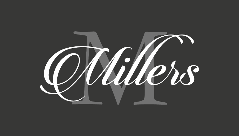 vinylový koberec do spálne elegantný zvyk a iniciály - Tenstickers